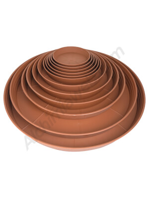 Round saucer for plant pots in terracota colour