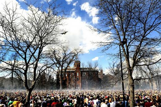 Fiesta de la marihuana en la Universidad de Colorado