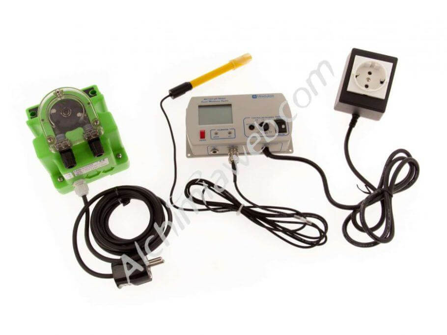 Milwaukee MC720 pH Pump Controller