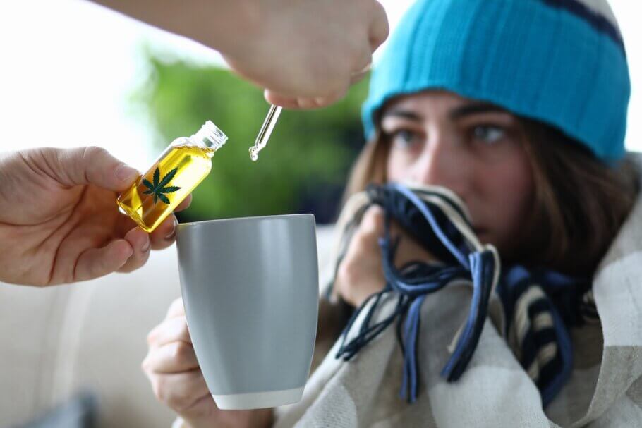 Los síntomas del resfriado común pueden aliviarse con cannabis. Otra cosa muy distinta es intentar tratar los síntomas del coronavirus con marihuana