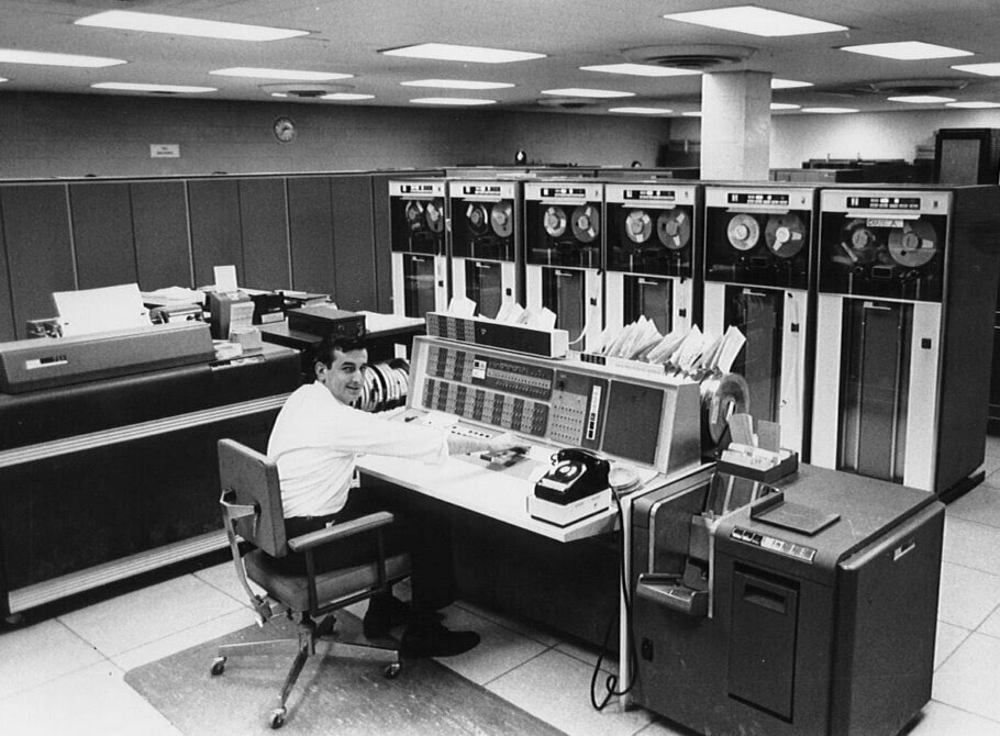 ARPANET va complir 50 anys el 2019 com a embrió de la internet que ha canviat el món