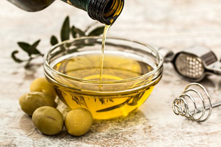 Olive oil helps to maintain smooth and elastic skin