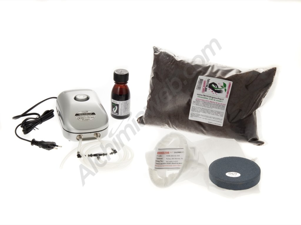The Terralba Compost Tea Kit comes with everything you need to start brewing