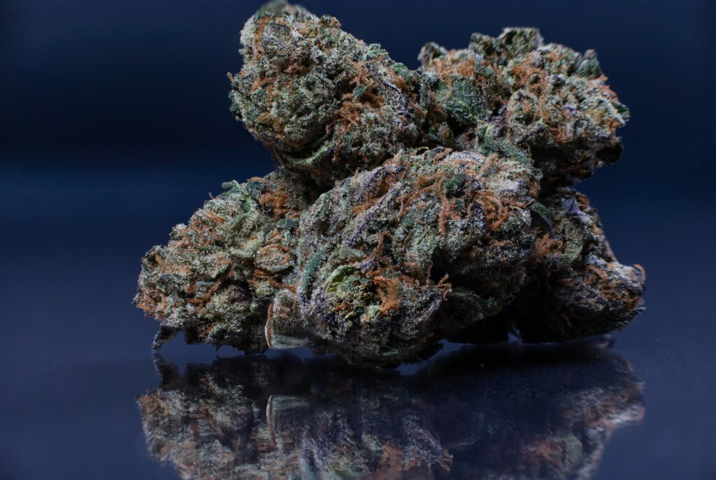 Knowing how to judge the quality of buds is important for any consumer (Image: Jeff W)
