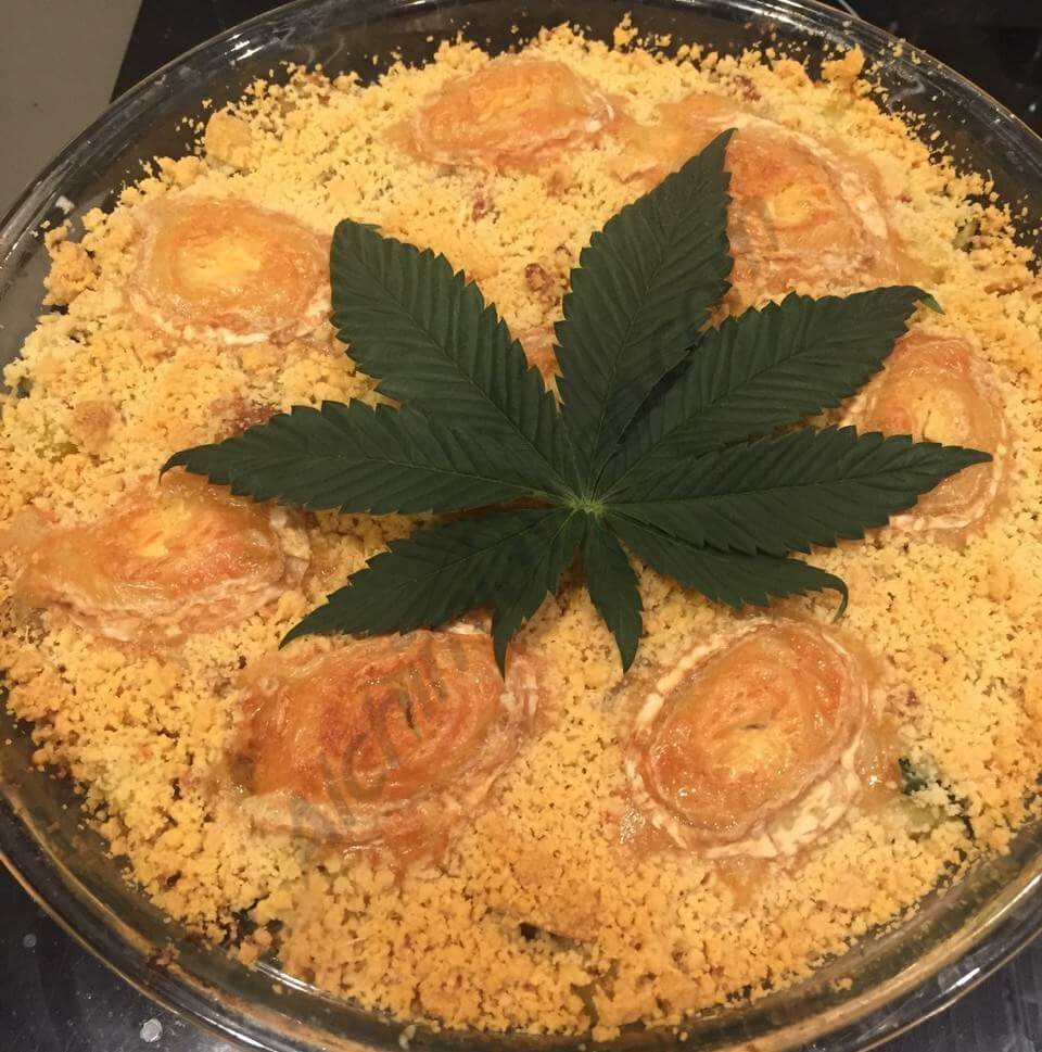 Crumble salé et roses des sables au beurre de cannabis
