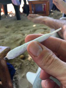 Les joints préroulés sont très populaires en Jamaïque