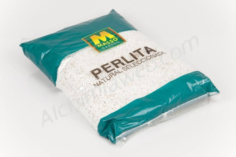 Sac de perlite pour mélanger avec la terre ou comme substrat pour le cannabis