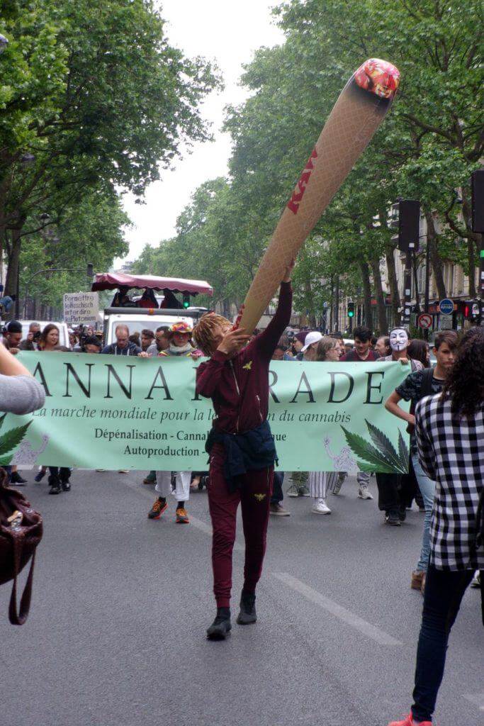 Le cortège de tête de la Cannaparade 2018