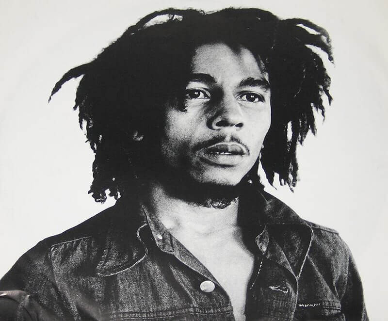 Robert Nesta Marley, plus connu sous le nom de Bob Marley, a su vanter les vertus de la ganja aux quatre coins de la planète