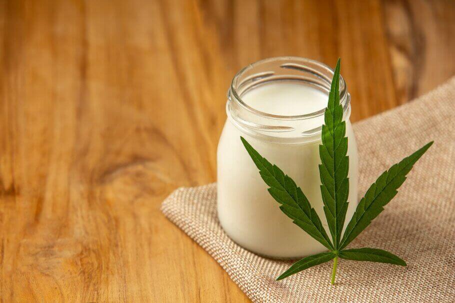 Une fois que nous avons le lait au cannabis, nous pouvons préparer la pâte à crêpes (Photo : Freepik)