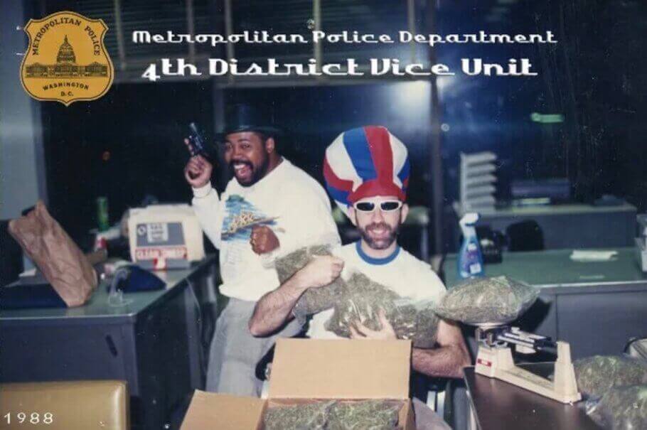 « Rick et Jamie » de l'unité des vices du district 4 de la police métropolitaine de D.C., 1988. (Toute ressemblance avec un personnage de « The Wire » est purement fortuite.)