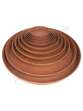Soucoupes roundes de pots couleur terre cuite