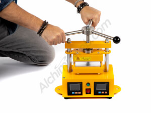 Presse manuel Qnubu Bolt 1000