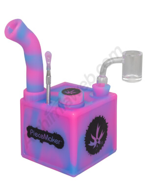 Kube Silicone bong by Piecemaker