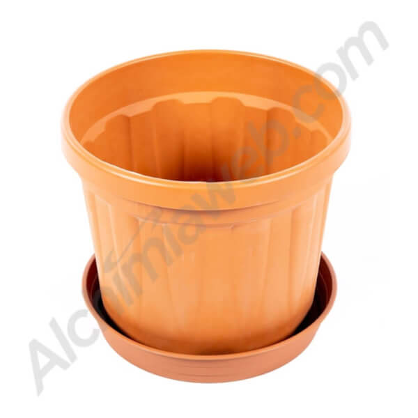 Fenice Terracotta Round Pot with Saucer