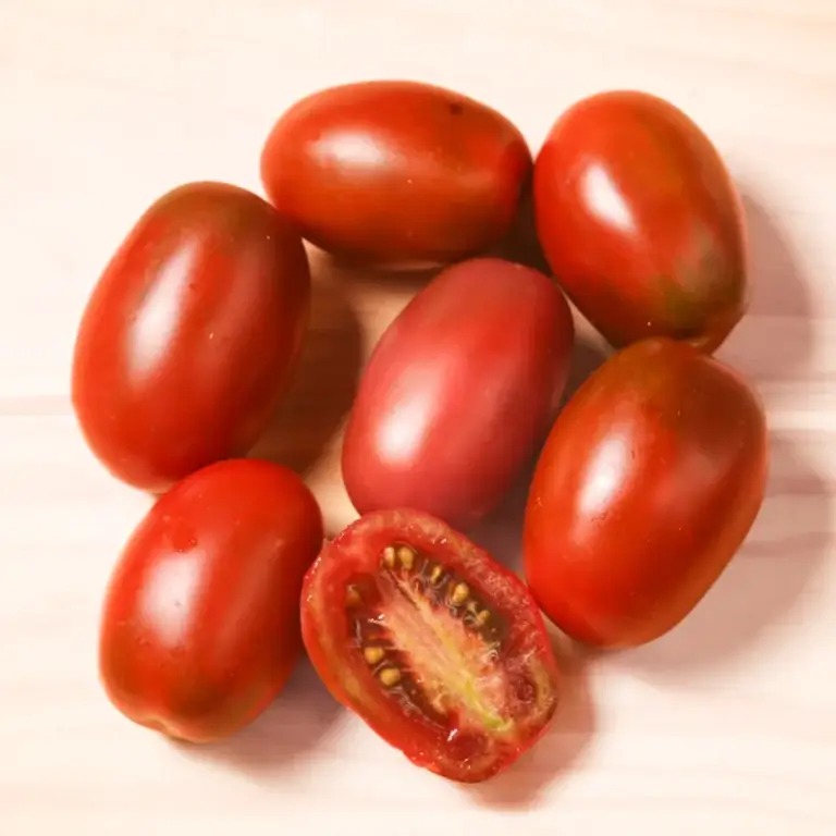 Black Plum Tomato