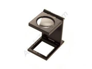 MAGNIFIER - 5 x magnification 