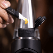 The Puffco Hot Knife , electronic dabber