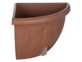 Wall planters with reservoir and water level