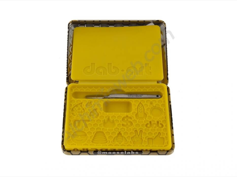 Dab Art concentrate mould
